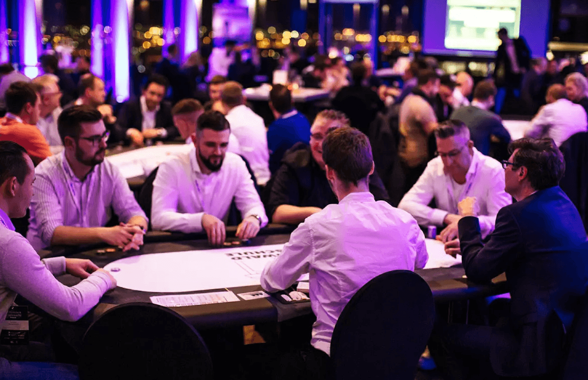 ADEMAX BusinessPokern Frankfurt - Spielerisch Kontakte knüpfen